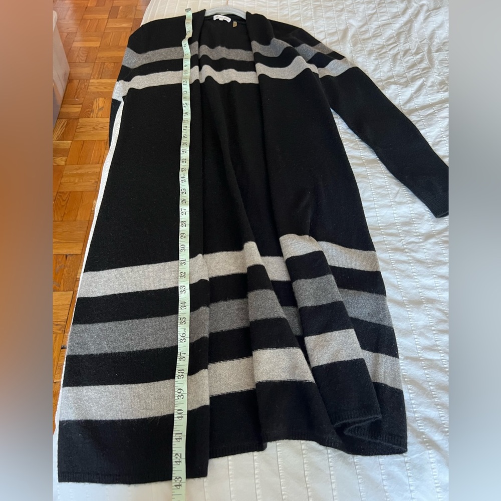 Minnie Rose cashmere long duster/cardigan. Size L. Black with grey stripes.